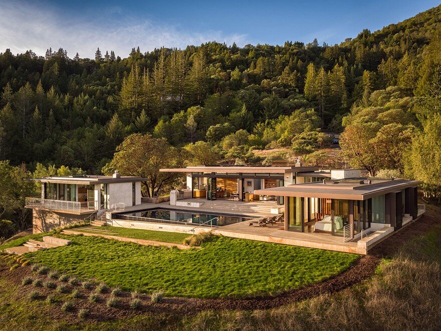 family-compound-in-california-defined-by-a-perfect-indoor-outdoor