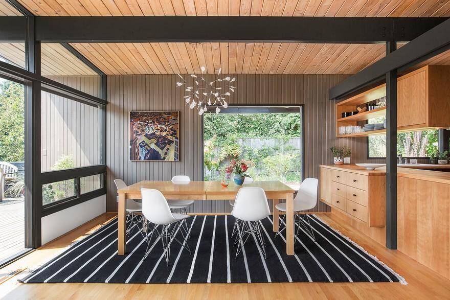 The Interior Remodel of a Midcentury Modern Home in Central Seattle 6