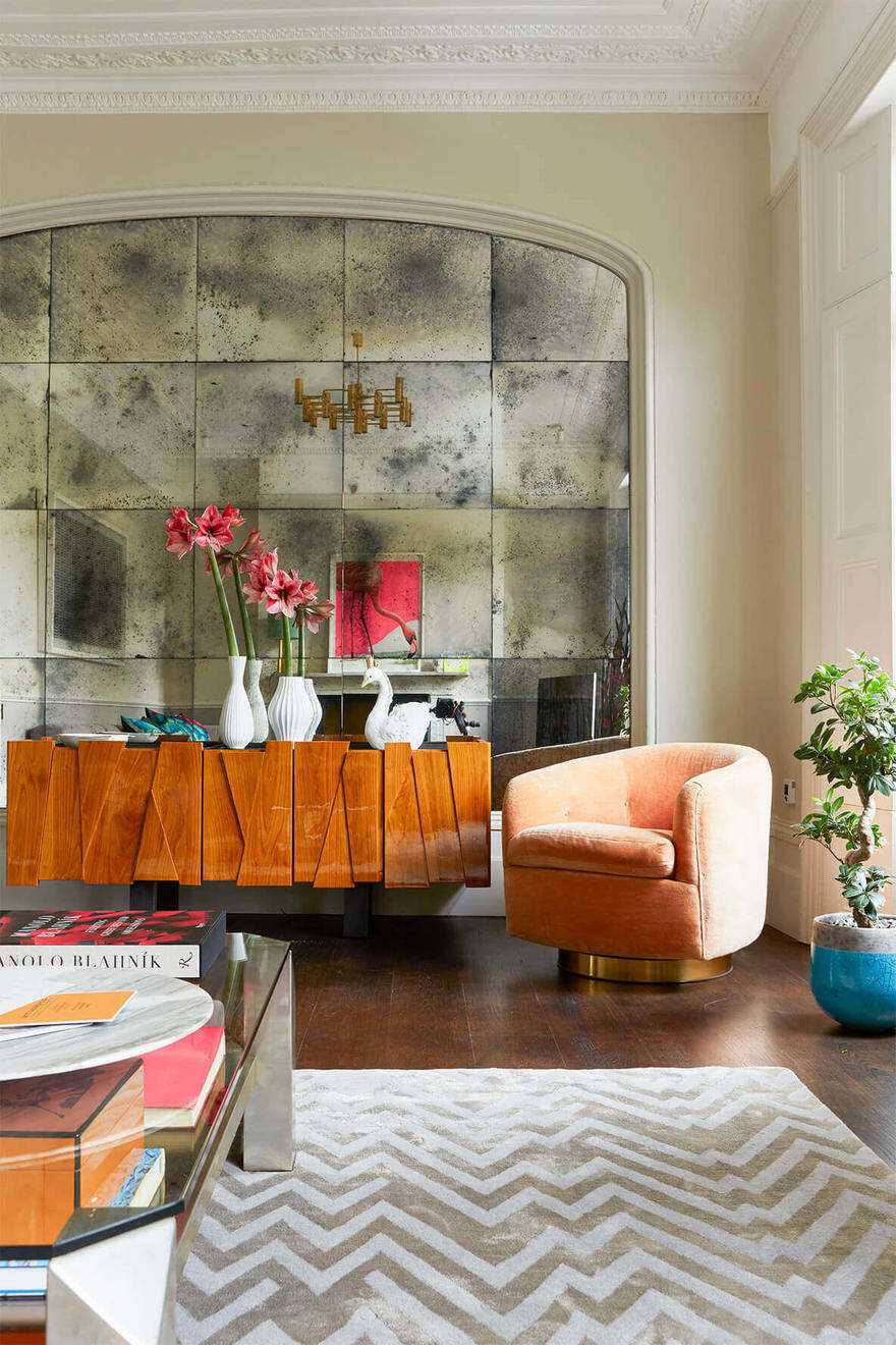 Georgian Terraced House Gets Delicate Restoration with Retro 70s Glamor 6, living