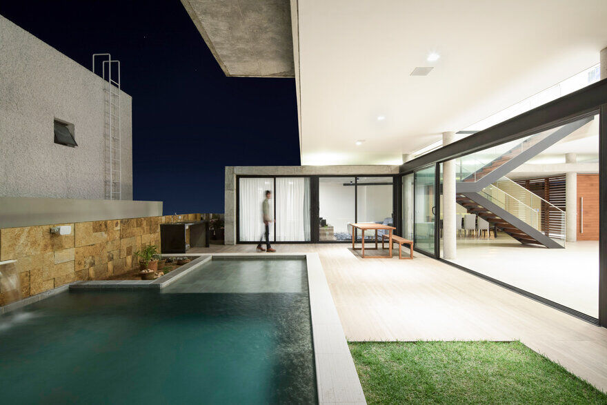 IF Residence / Martins Lucena Architects