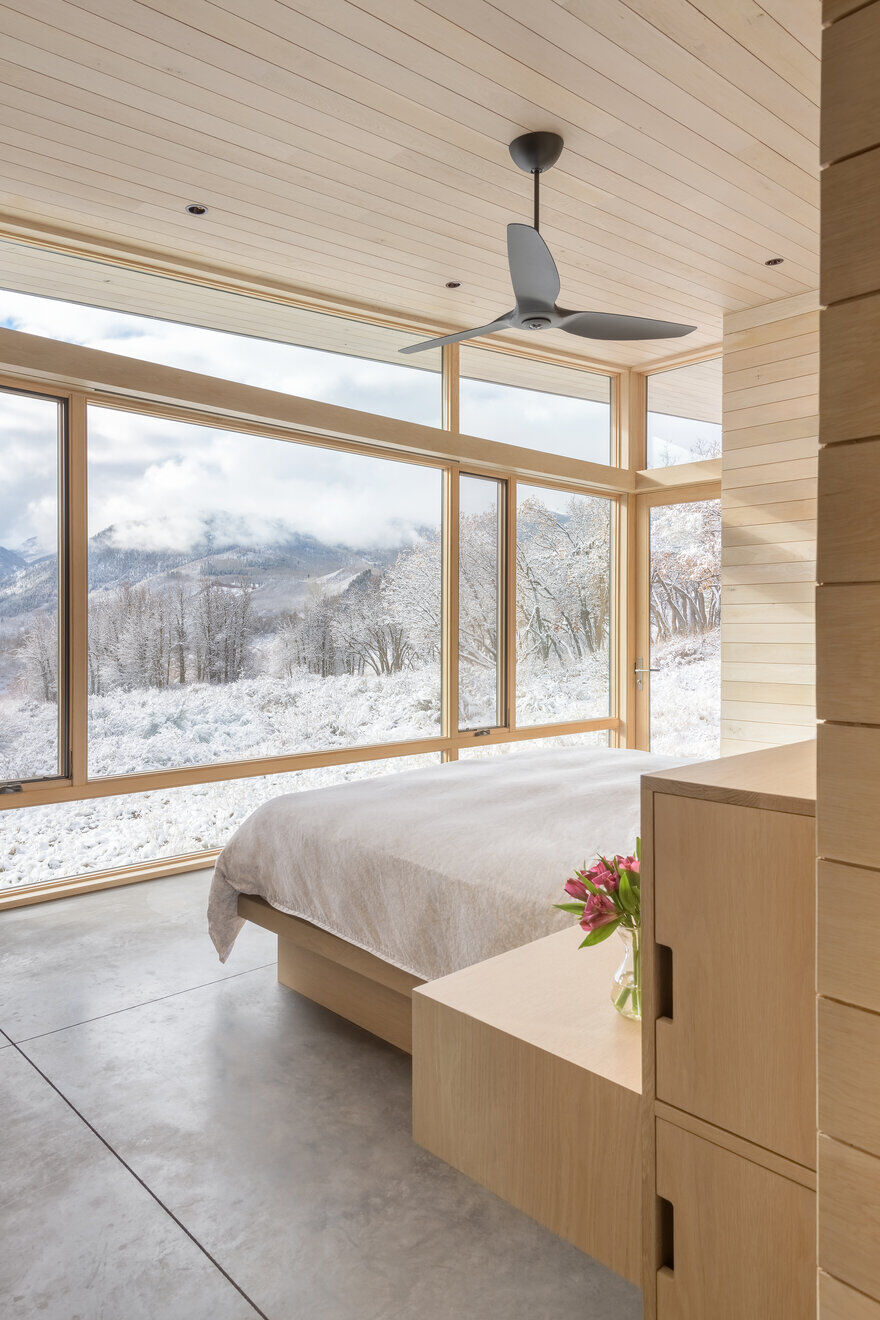 bedroom, Gammel Dam Retreat / CCY Architects