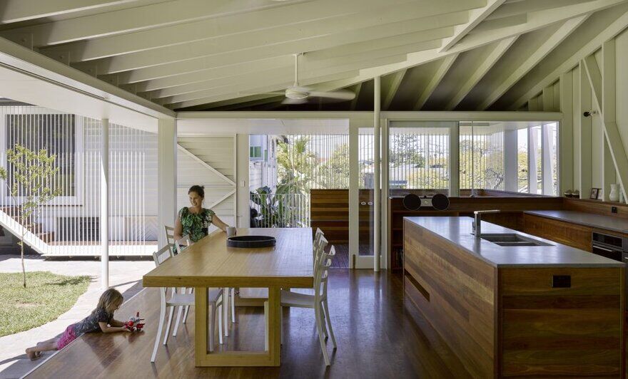 dining room / Kieron Gait Architects