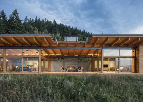 Hood River Residence in Oregon by Scott | Edwards Architecture