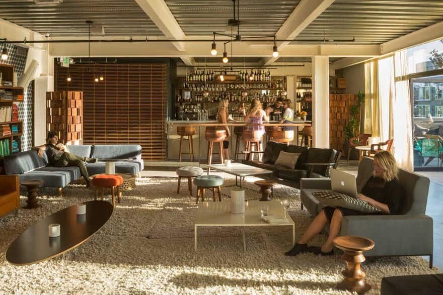 living room, Seattle / Graham Baba Architects