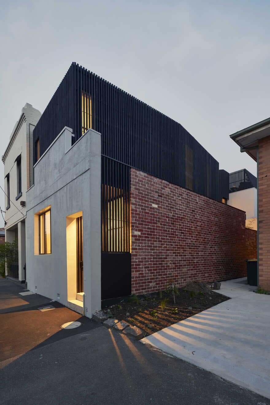 Perfect-Imperfect House / Megowan Architectural