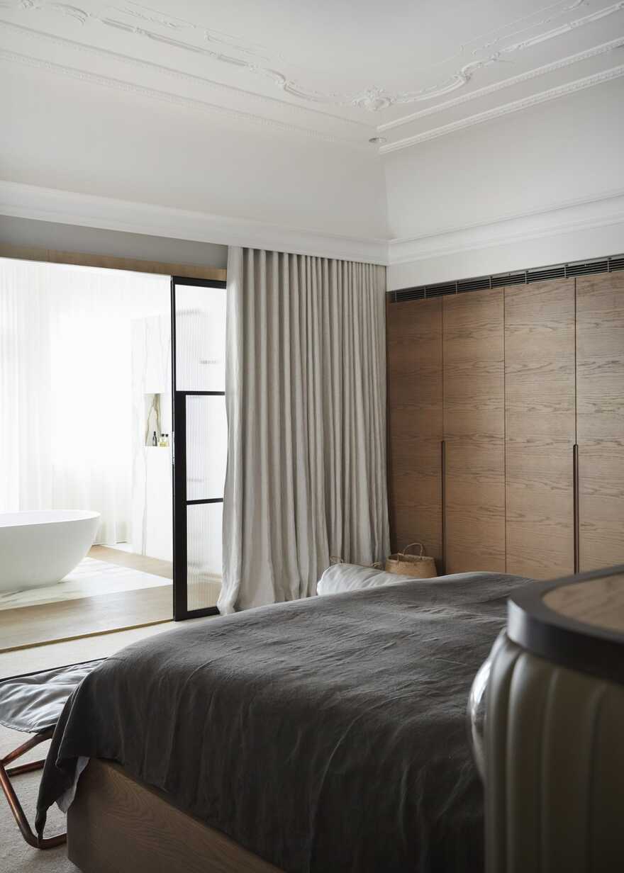 bedroom by Luigi Rosselli Architects