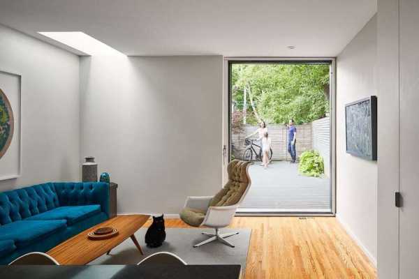 Stafford Extension by Williamson Williamson