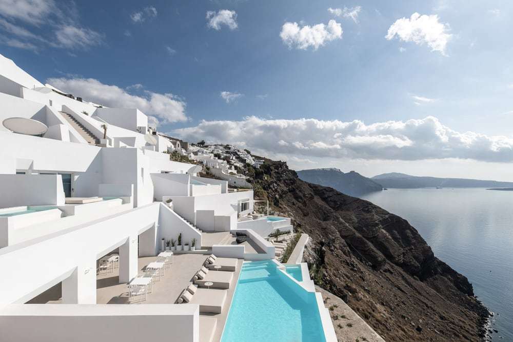 Saint Hotel on the Santorini Coast by Kapsimalis Architects