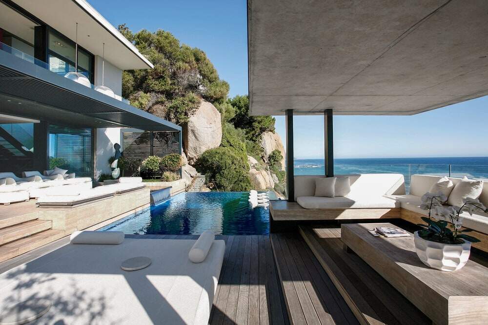ARRCC Presents Horizon Villa; a Family Home Overlooking the Atlantic Seaboard in Bantry Bay, South Africa