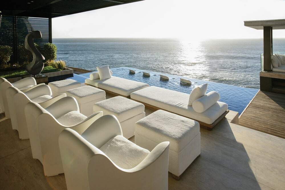 ARRCC Presents Horizon Villa; a Family Home Overlooking the Atlantic Seaboard in Bantry Bay, South Africa