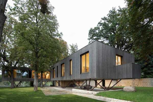 Haus am See in Potsdam by Carlos Zwick Architekten BDA