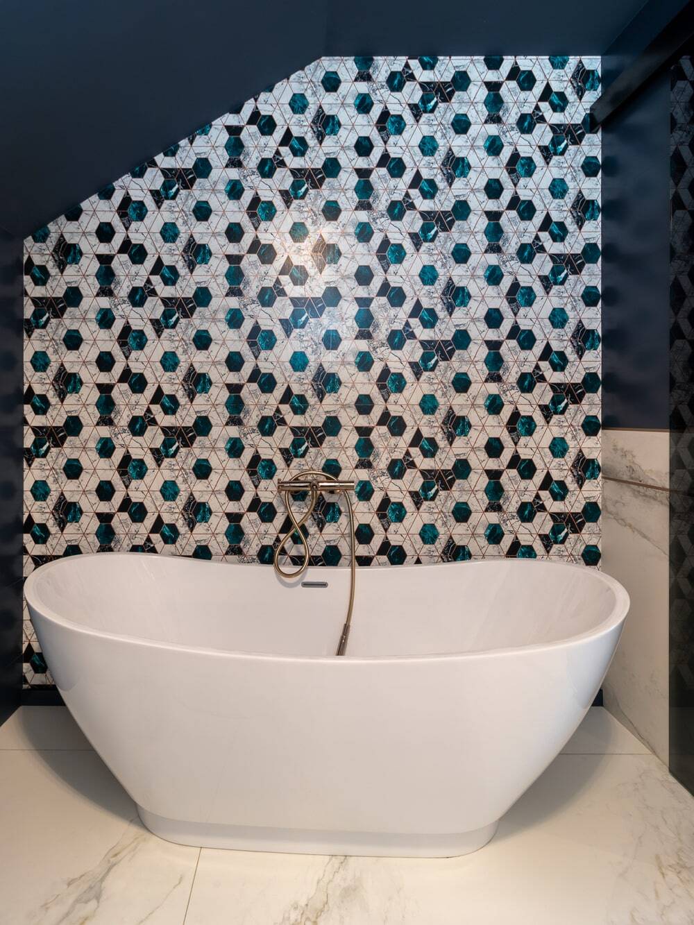 bathroom, Laura Ghiurtz Architecture & Design