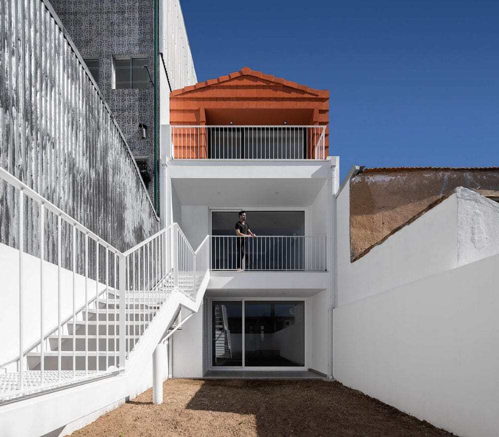House of S. Bartolomeu by Sónia Cruz Arquitectura