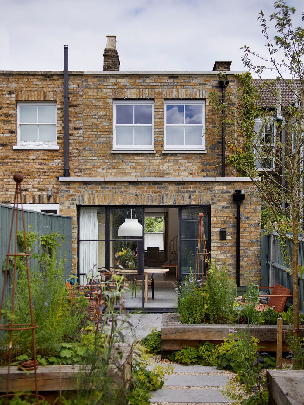 Wandsworth Cottage by Patalab Architecture