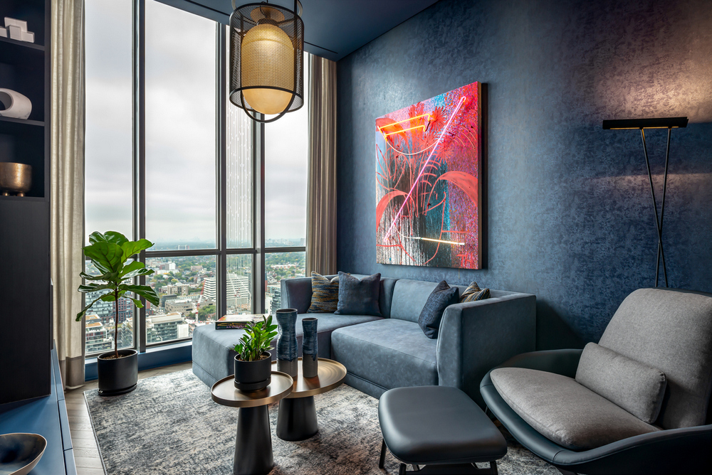Condominium Penthouse - Luxury in the Sky