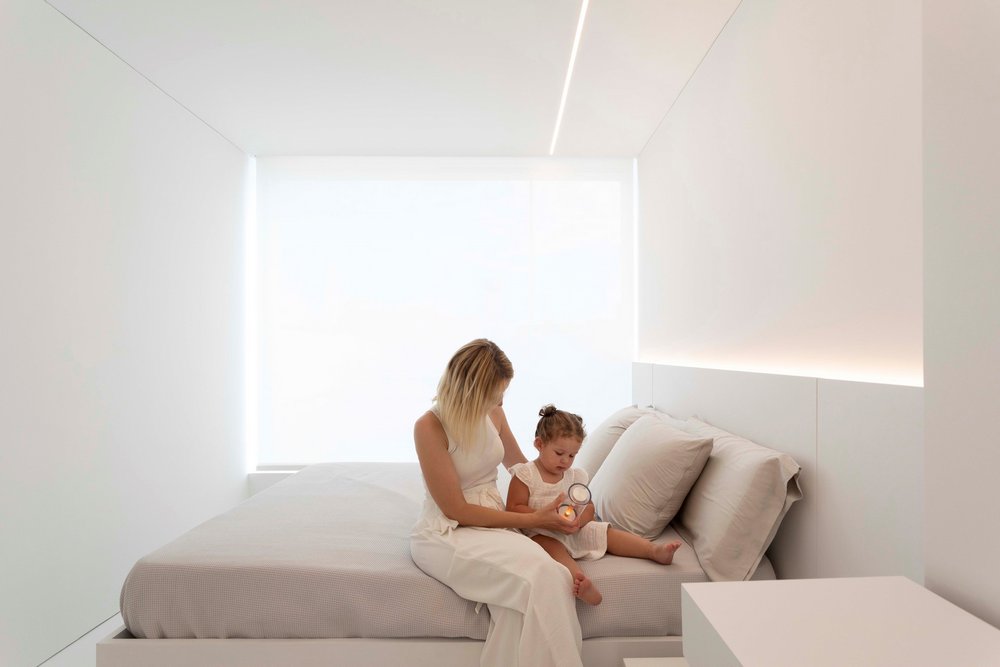 bedroom, Valencia by Fran Silvestre Arquitectos