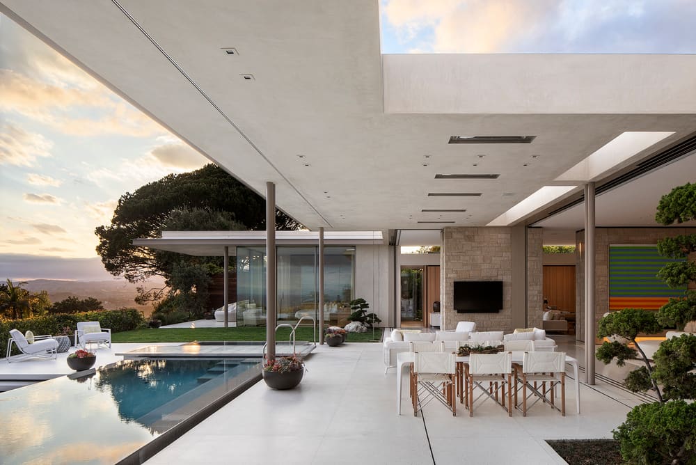 Breeze Blocks residence, Beverly Hills by Kovac Design Studio