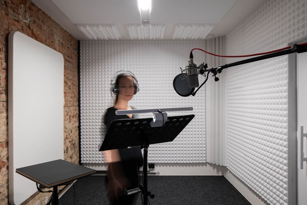 Kabelovna Studios by B² Architecture