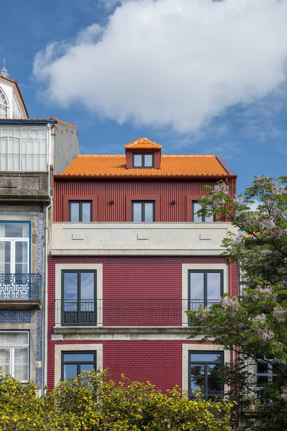 São Lázaro Apartments by Floret Arquitectura