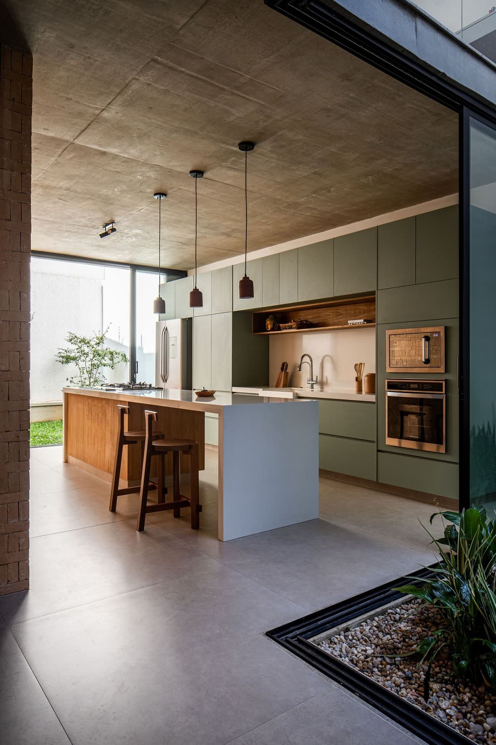 kitchen, Tangerine House, São Paulo / EIXO Z arquitetos