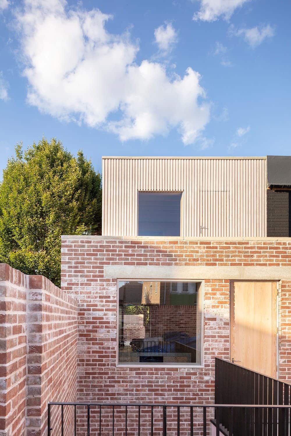 Leyton House by McMahon Architecture