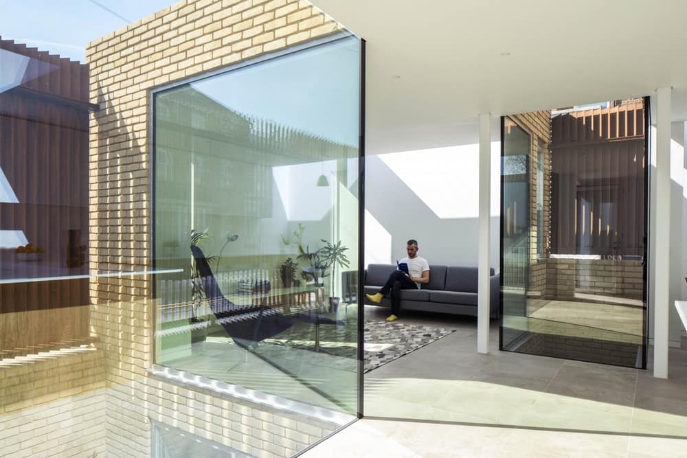 Hackney Backhouse by Guttfield Architecture