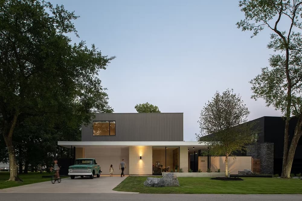 graft house in Houston, Texas / studioMET architects