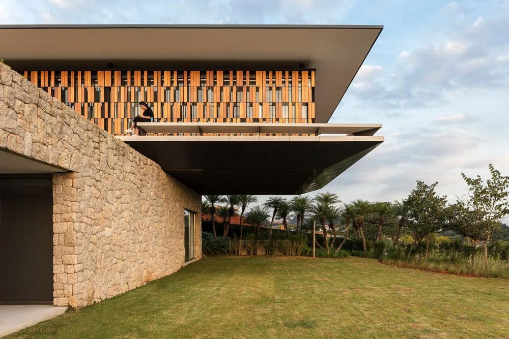 MJE House, São Paulo / Jacobsen Arquitetura