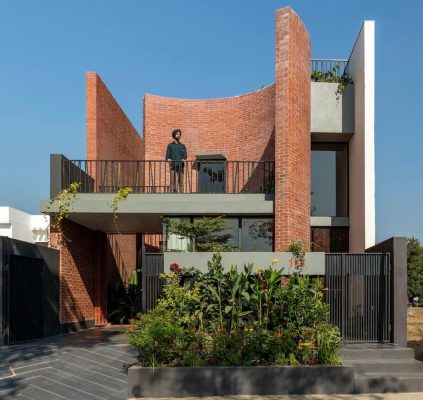 Perennial House, Amritsar, India / Sifti Design Studio