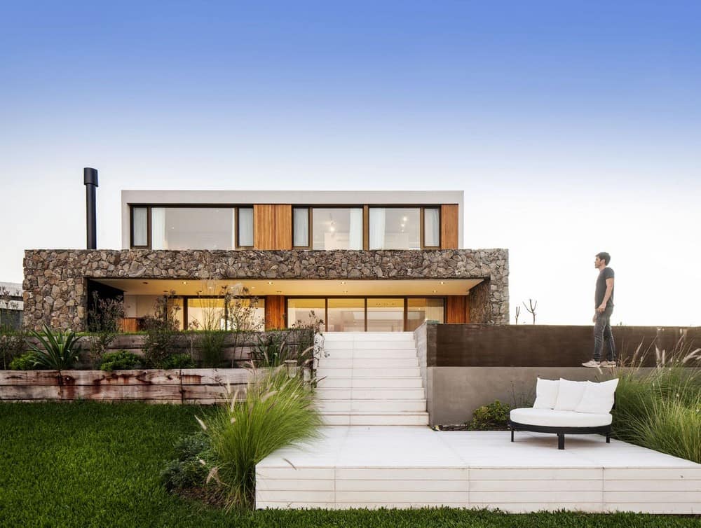 Casa Grava by Estudio PK