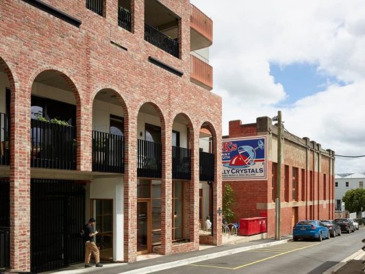 Nightingale Ballarat Apartments / Breathe Architecture