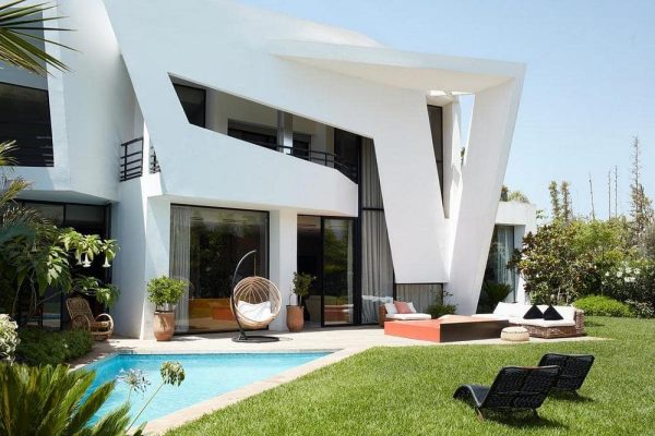 Casablanca Villa / Crina Arghirescu Architecture