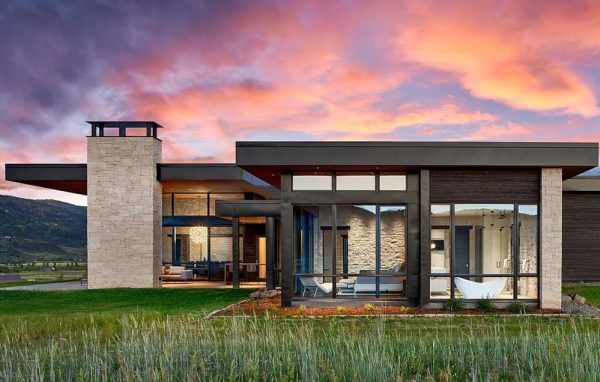 Flat Top Residence / Vertical Arts Architecture