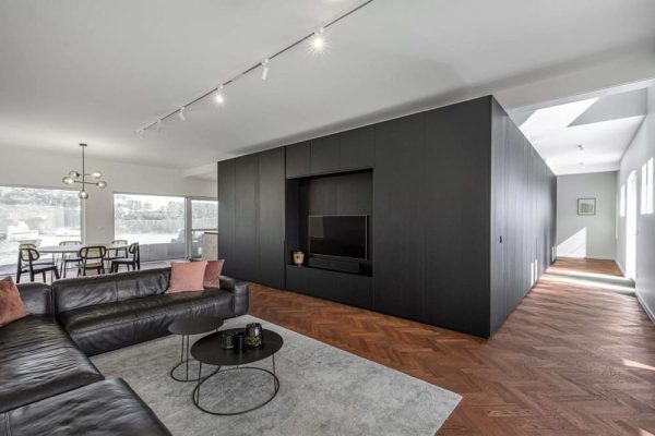 Black Box Villa / Objekt Architecten