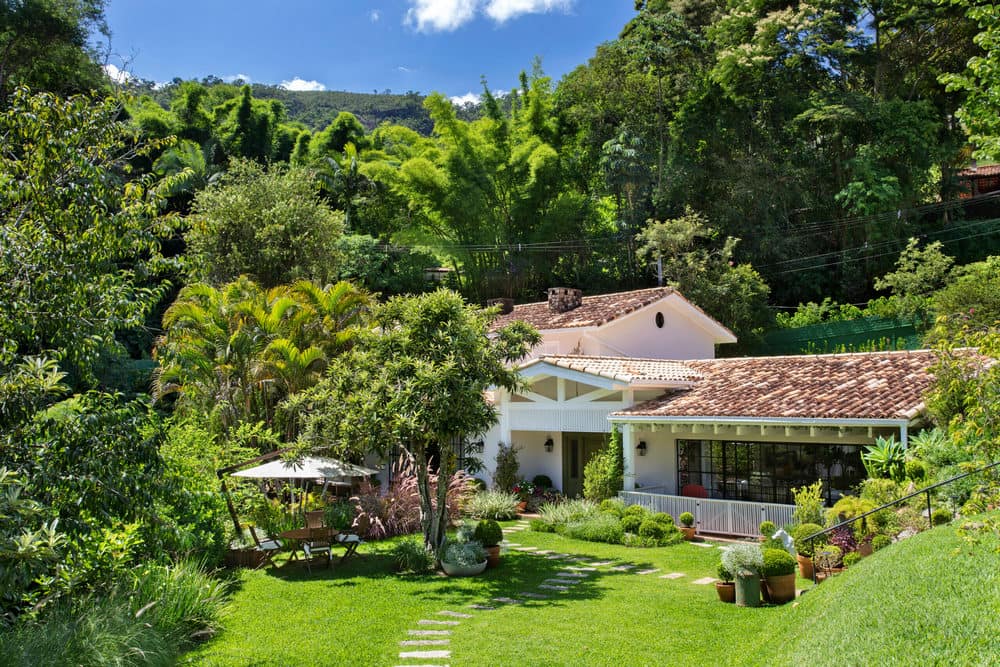 Nogueira Family Retreat / Paola Ribeiro Interiores