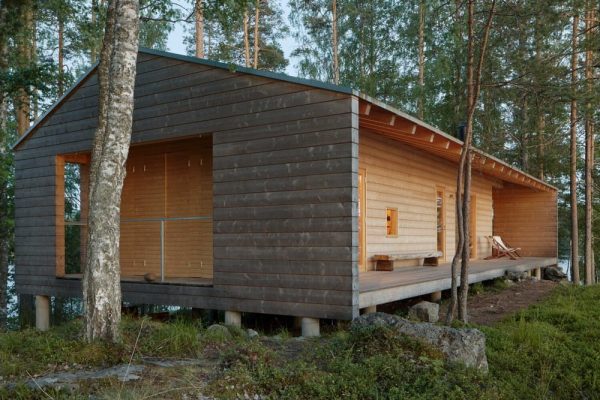 Hirvensalmi Summerhouse / Playa Architects