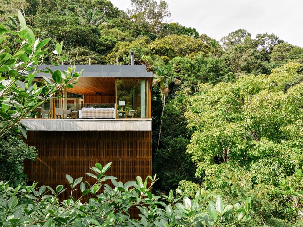 Iporanga House / Marina Salles Arquitetura e Interiores