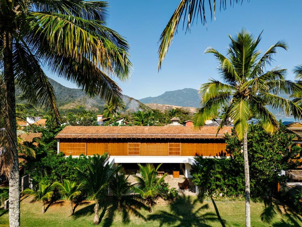 Guaecá House / Gui Mattos