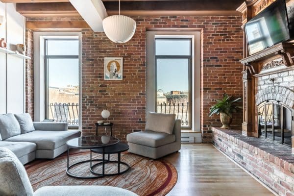 Foyer St Pierre Apartment / Indee Design