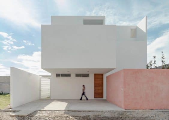Casa Camino Viejo / Ikanimej Arquitectos
