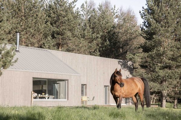 Domaine de Gory: Transforming a Sheepfold into a Rural Cottage