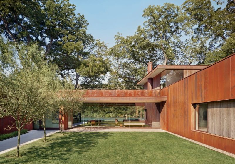 entrance, lakeside retreat