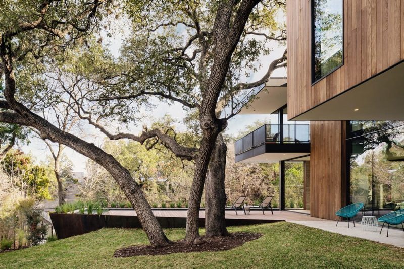 Retama House / A Parallel Architecture
