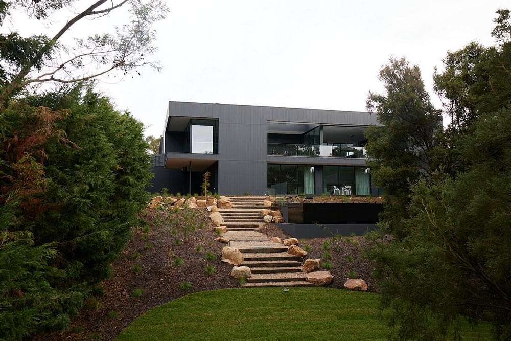 Mornington Peninsula Retreat House / Aych Architects