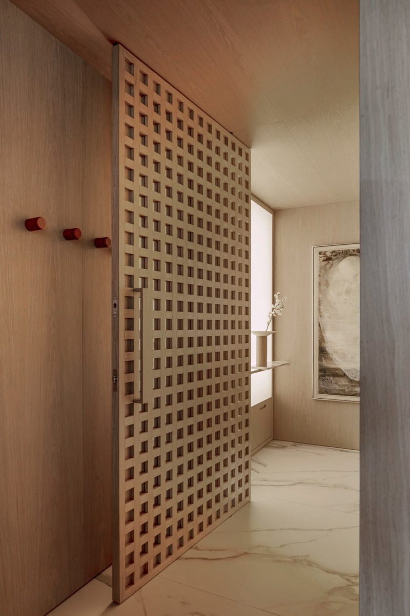 Apartment for Mother and Daughter