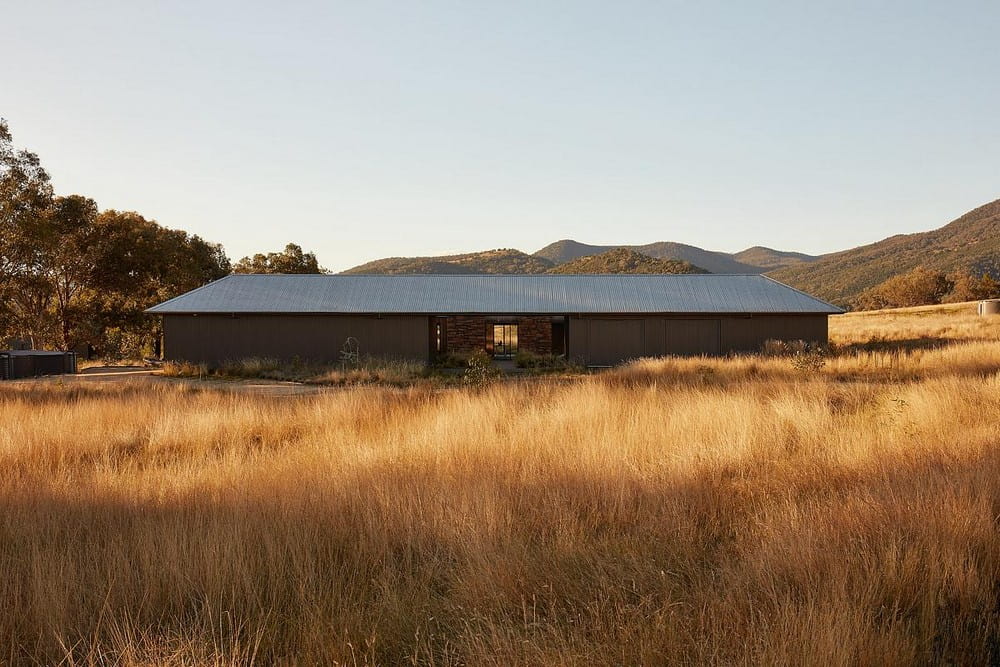 House in the Dry / MRTN Architects