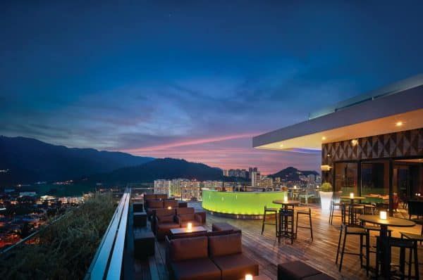 G Hotel Kelawai / K2LD Architects Pte Ltd