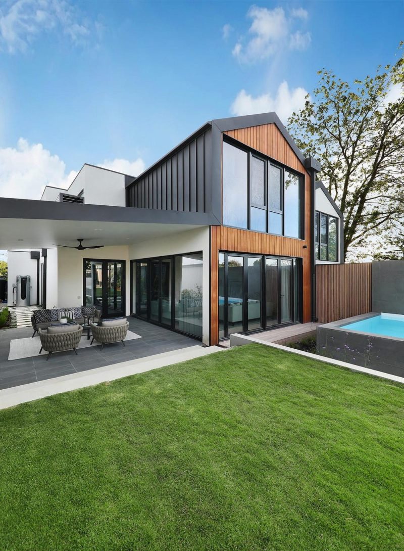 Golden Bliss Houses / Melbourne Design Studios (MDS)
