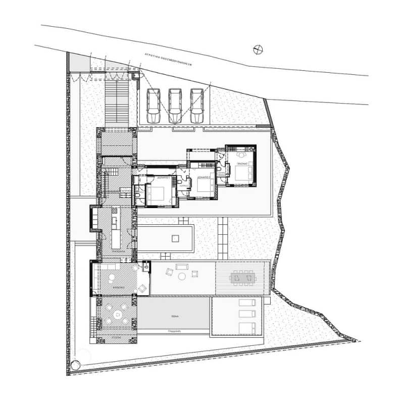Fallen Tower House / Kipseli Architects