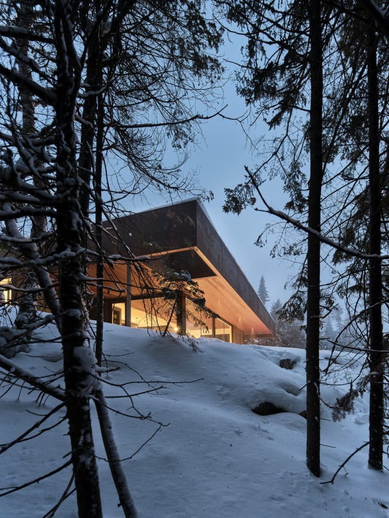 Owl's Shield House / Atelier Schwimmer